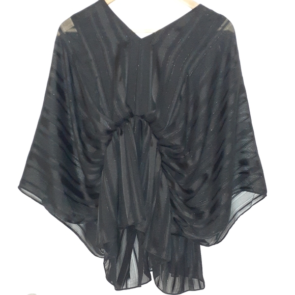 Suzy Shier Blouse - Picture 1 of 4